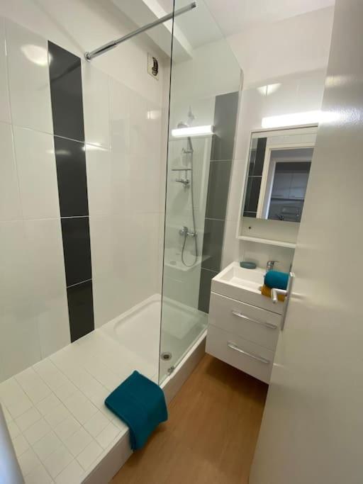 Proche Cure Thermale ,2 Couchages 160, Duplex 39M2 Rochefort  Exterior foto